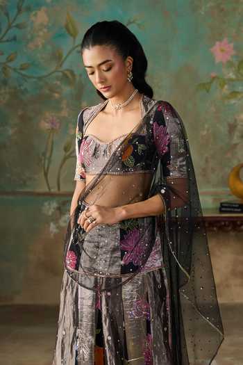 Zoon Black Chanderi, Net, Tissue Aari Embroidered Pre-draped Saree With Blouse at Aza Fashions Zoon_Black Chanderi, Net, Tissue Aari Embroidered Pre-draped Saree With Blouse _at_Aza_Fashions