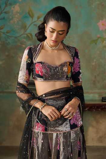 Buy Zoon Black Chanderi, Net, Tissue Aari Embroidered Pre-draped Saree With Blouse Buy_Zoon_Black Chanderi, Net, Tissue Aari Embroidered Pre-draped Saree With Blouse