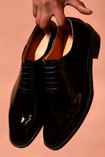 Buy_Dmodot_Black Ferraro Nero Oxford Shoes _Online_at_Aza_Fashions