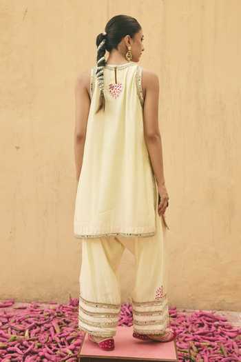 Ajiesh Oberoi Ira Lotus Embroidered Kurta Set