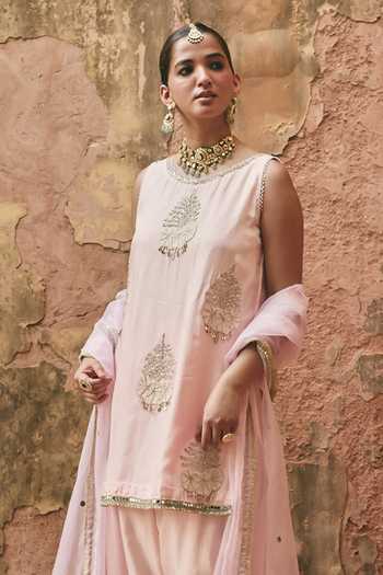 Buy Ajiesh Oberoi Pink Silk, Organza, Bamboo Round Neck, Yes Phoolpari Embroidered Kurta Set Online at Aza Fashions Buy_Ajiesh Oberoi_Pink Silk, Organza, Bamboo Round Neck, Yes Phoolpari Embroidered Kurta Set _Online_at_Aza_Fashions