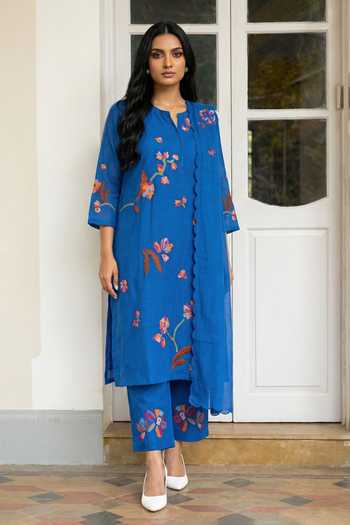 Am By Anita Mittal Aab Thread Embroidered Kurta Set 