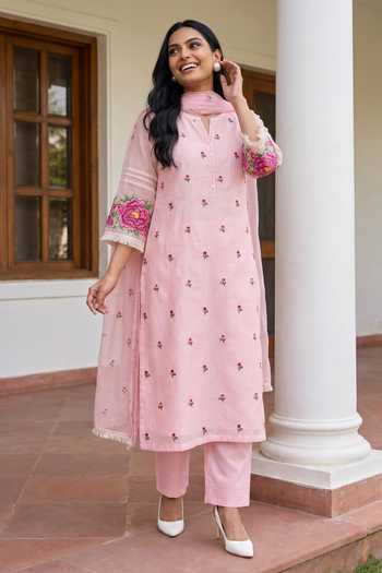 Am By Anita Mittal Zia Cross-Stitch Embroidered Kurta Set 