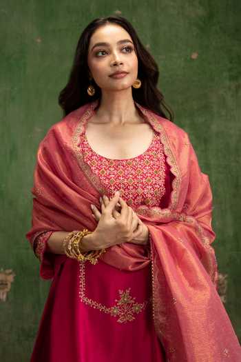 Shop Am By Anita Mittal Fuchsia Raw Silk Scoop Neck Mahiya Sharara Set Online at Aza Fashions Shop_Am By Anita Mittal_Fuchsia Raw Silk Scoop Neck Mahiya Sharara Set _Online_at_Aza_Fashions