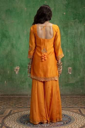 Am By Anita Mittal Mahiya Raw Silk Sharara Set 