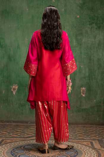Am By Anita Mittal Guldaasta Silk Chanderi Kurta & Pant Set 