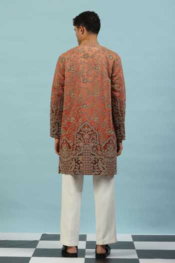 Dev Ki Raha Chamak Embroidered Kurta Set 