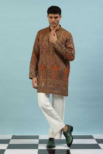 Dev Ki Raha Chamak Ornamental Kurta Set 