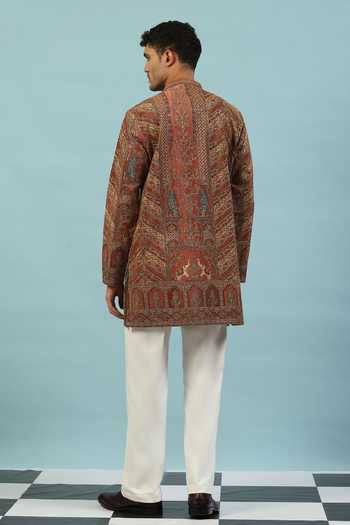 Dev Ki Raha Chamak Embroidered Kurta Set 