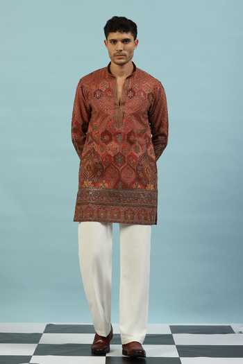 Dev Ki Raha Chamak Ornamental Embroidered Kurta Set 