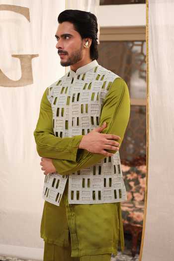 Runit Gupta Tiles Cutwork Bundi