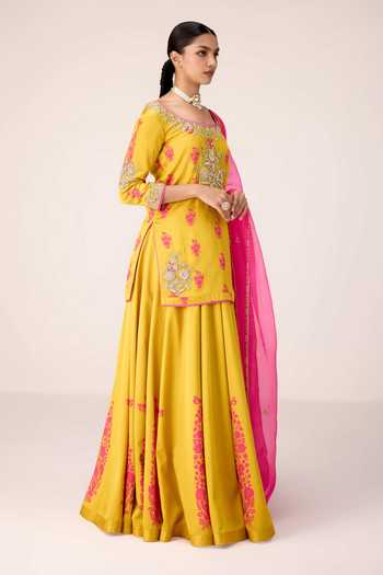Buy Shyam Narayan Prasad Yellow Organza, Satin, Modal Scoop Neck Zardozi And Printed Kurta Skirt Set Online at Aza Fashions Buy_Shyam Narayan Prasad_Yellow Organza, Satin, Modal Scoop Neck Zardozi And Printed Kurta Skirt Set _Online_at_Aza_Fashions