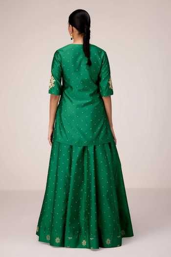 Shyam Narayan Prasad Applique Kurta Skirt Set