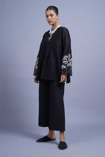 Taika By Poonam Bhagat Black Chanderi Round Neck Fan Embroidered Top Online at Aza Fashions Taika By Poonam Bhagat_Black Chanderi Round Neck Fan Embroidered Top _Online_at_Aza_Fashions