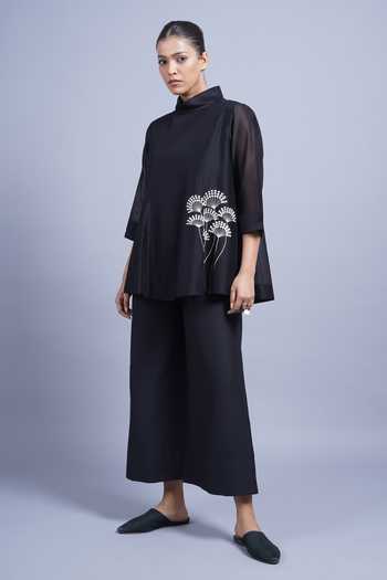 Taika By Poonam Bhagat_Black Chanderi Mandarin Collar Bouquet Placement Embroidered Top _Online_at_Aza_Fashions