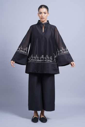 Buy_Taika By Poonam Bhagat_Black Chanderi Keyhole Neck Swan Embroidered Top _Online_at_Aza_Fashions
