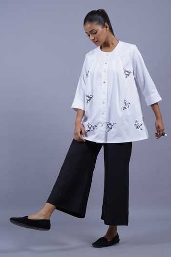 Buy_Taika By Poonam Bhagat_White Cotton Round Neck Origami Embroidered Short Top 