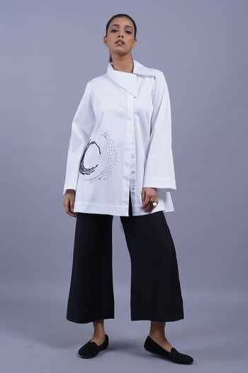 Taika By Poonam Bhagat White Cotton Collared Neck Crescent Moon Placement Embroidered Top Online at Aza Fashions Taika By Poonam Bhagat_White Cotton Collared Neck Crescent Moon Placement Embroidered Top _Online_at_Aza_Fashions