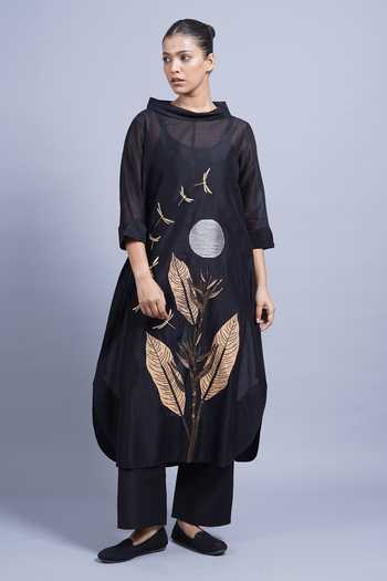 Taika By Poonam Bhagat Twilight Embroidered Kurta & Pant Set