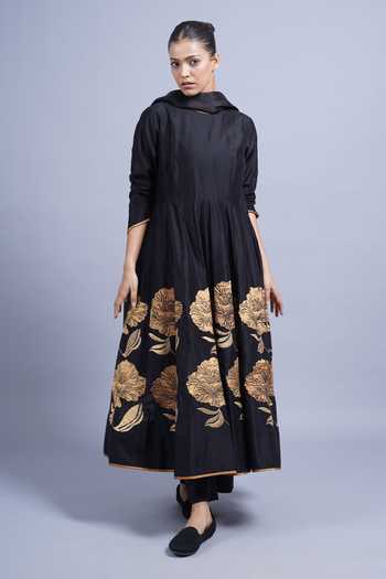Taika By Poonam Bhagat Grapes Placement Embroidered Kurta & Pant Set
