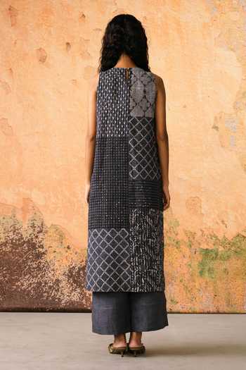Arcvsh By Pallavi Singh Amaya Printed Tunic & Pant Set 