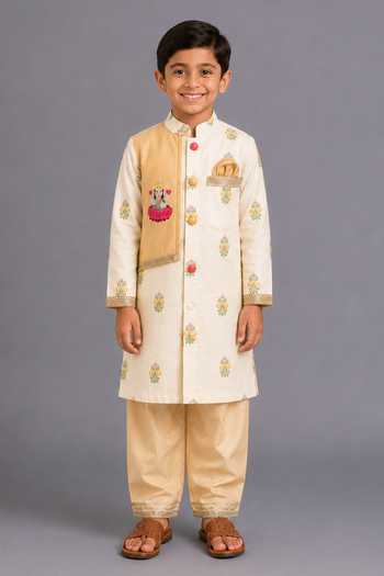 The Little Tales Laxmi Goddess Embroidered Kurta Set 