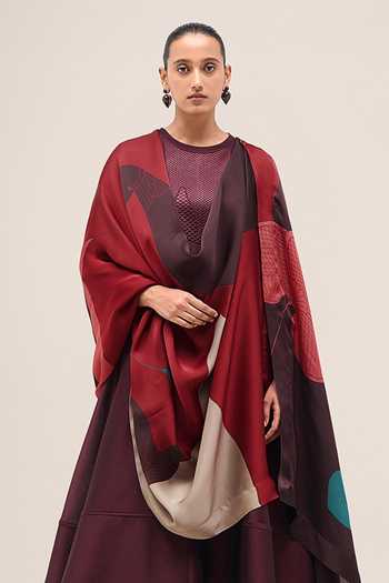 Buy Ampm Burgundy Chanderi Round Neck Kainaz Kurta Set Online at Aza Fashions Buy_Ampm_Burgundy Chanderi Round Neck Kainaz Kurta Set _Online_at_Aza_Fashions