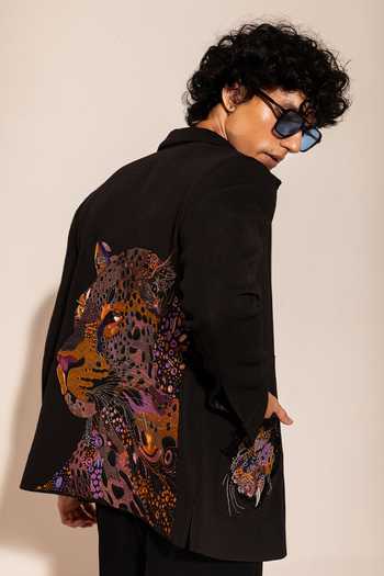 Buy Paarsh Black Suiting The Predator Embroidered Jacket Online at Aza Fashions Buy_Paarsh_Black Suiting The Predator Embroidered Jacket _Online_at_Aza_Fashions