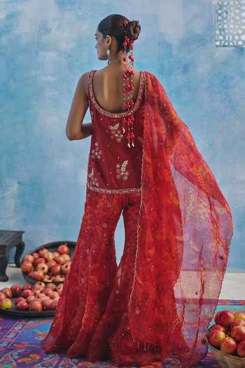 Show Shaa Zohra Embroidered Kurta Gharara Set 
