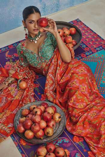 Buy Show Shaa Orange Georgette, Satin, Chanderi Scoop Riwayat Printed Pre-pleated Saree Set Buy_Show Shaa_Orange Georgette, Satin, Chanderi Scoop Riwayat Printed Pre-pleated Saree Set