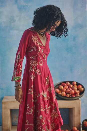 Buy_Show Shaa_Pink Organza, Chanderi V-neck Jashn Angrakha Kurta Set _Online_at_Aza_Fashions