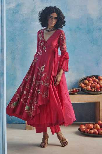 Show Shaa Jashn Angrakha Kurta Set 