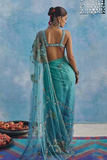 Show Shaa Tarini Pre-Draped Saree Set 
