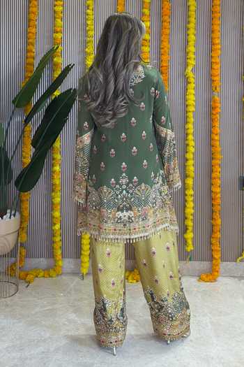 Buy_Surkh Syahi_Green Crepe V-neck, Yes Rooh Embellished Kurta Farshi Salwar Set _Online_at_Aza_Fashions