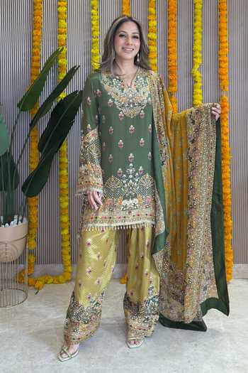 Buy_Surkh Syahi_Green Crepe V-neck, Yes Rooh Embellished Kurta Farshi Salwar Set 