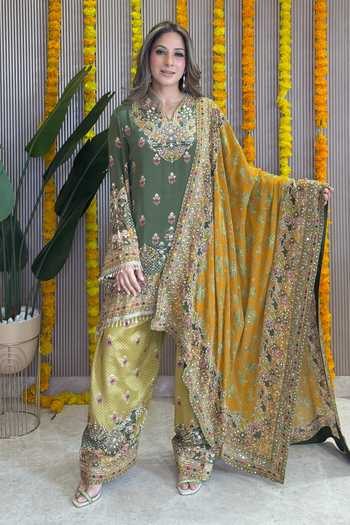 Surkh Syahi Rooh Embellished Crepe Kurta Farshi Salwar Set 
