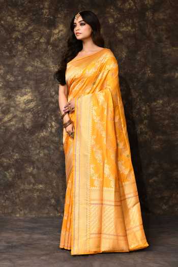 Vishwa By Pinki Sinha_Yellow Silk Floral Jaal Woven Saree With Running Blouse _at_Aza_Fashions