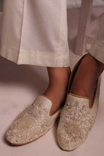 Buy_Paarsh_Ivory Floral Thread Embroidered Loafers _Online_at_Aza_Fashions
