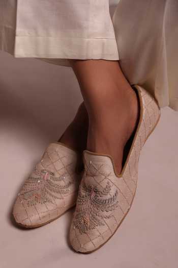 Paarsh_Pink The Vivaah Raw-silk Loafers _Online_at_Aza_Fashions