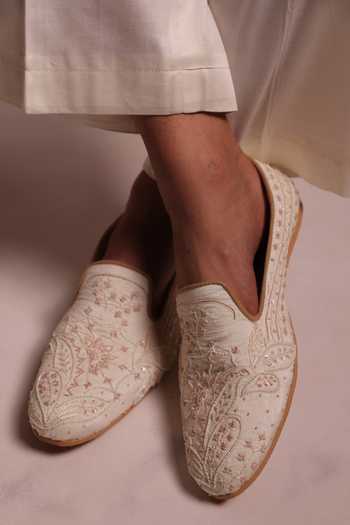 Paarsh The Blush Meadow Embroidered Loafers 