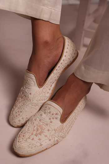 Paarsh The Blush Meadow Embroidered Loafers 