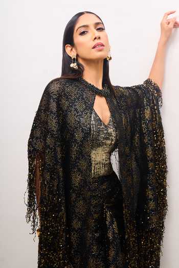 Buy Tarun Tahiliani Black Round Neck, Embroidered Cape Skirt Set Buy_Tarun Tahiliani_Black Round Neck, Embroidered Cape Skirt Set