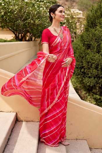 Buy_Geroo Jaipur_Magenta Silk Leheriya Pattern Saree With Blouse _Online_at_Aza_Fashions