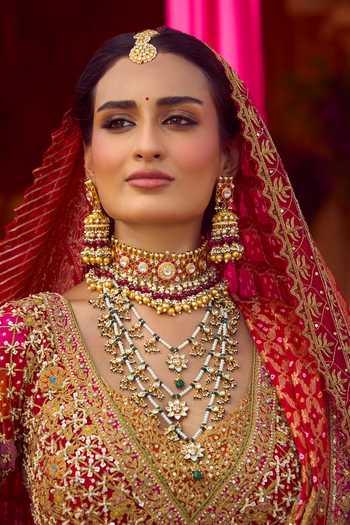Vivinia By Vidhi Mehra Layered Kundan & Emerald Beaded Necklace Set 