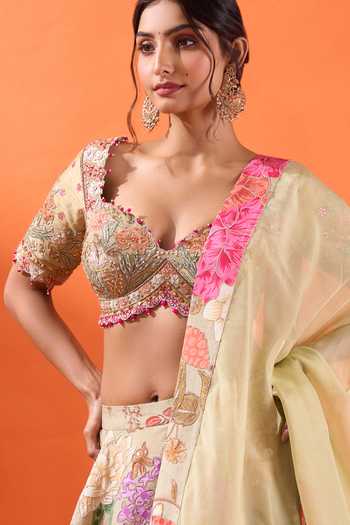 Buy Azeera Beige Crepe Sweetheart Neck Hand Embroidered Blouse Lehenga Set Buy_Azeera_Beige Crepe Sweetheart Neck Hand Embroidered Blouse Lehenga Set