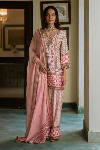Irrau By Samir Mantri Bindiya Blooming Floral Print Choga Kurta Set