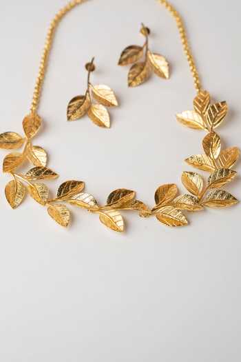Anki Bunki Aditi Aparajita Ornate Floral Choker 