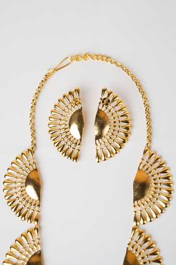 Anki Bunki Aditi Gold Plated Pakha Fan Shaped Motif Necklace Set Online at Aza Fashions Anki Bunki Aditi_Gold Plated Pakha Fan Shaped Motif Necklace Set _Online_at_Aza_Fashions