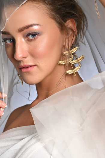 Buy_Anki Bunki Aditi_Gold Plated Sarash Winged Shaped Drop Earrings _Online_at_Aza_Fashions