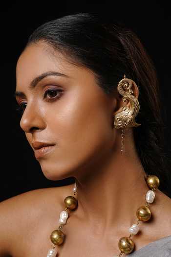Anki Bunki Aditi Makar Long Pendant Necklace With Ear Cuffs 